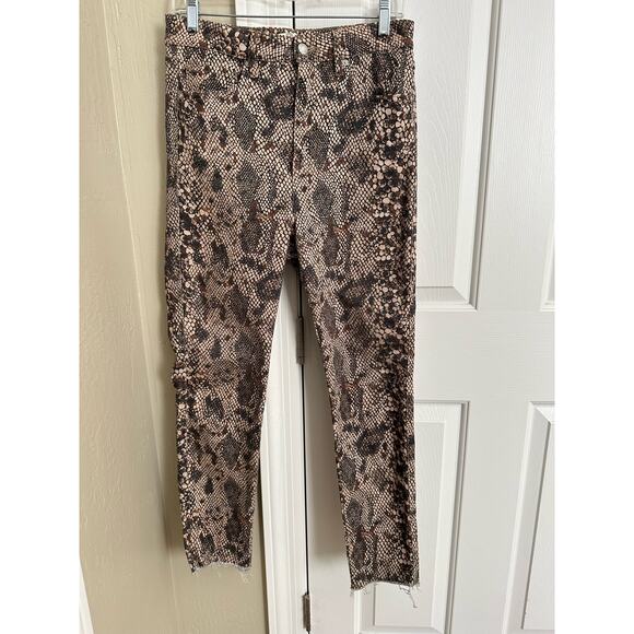 Free People Two Faced Snakeskin Denim EUC 30 We‎ the Free - Picture 7 of 7